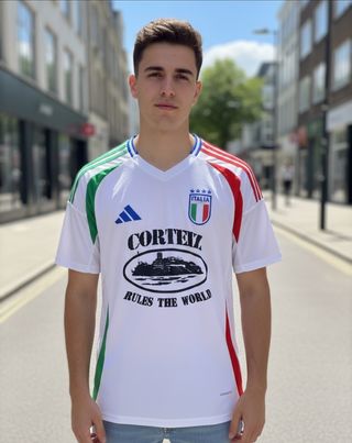 Camiseta Italia x Corteiz Adidas Blanca