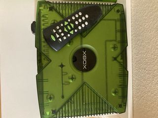 Xbox Halo Edición Especial Verde con 3 juegos