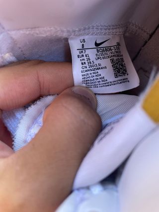 Zapatillas Nike Blazer Talla 41
unisex 