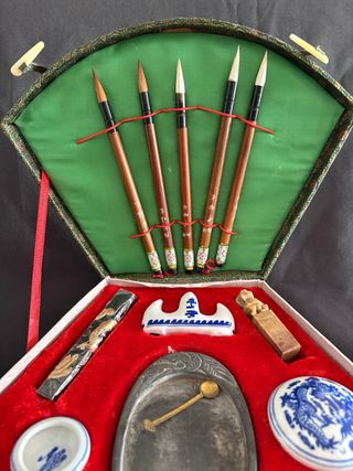 Estuche escritura china pinceles y tinta
