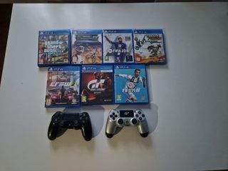 Consola PS4 Slim 1TB Negra,Con 2 mandos y 7 juegos