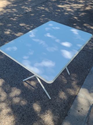 Mesita plegable camping blanca