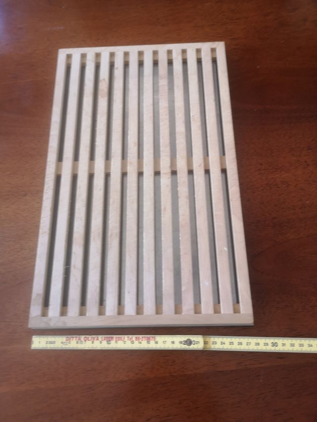 Tagliere per pane con vassoio raccogli-briciole