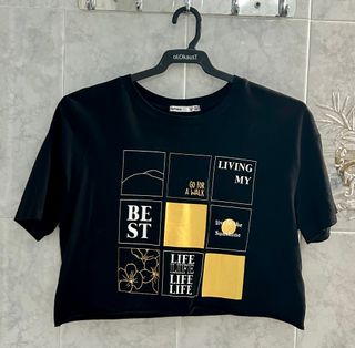 Camiseta negra Lefties con estampado gráfico