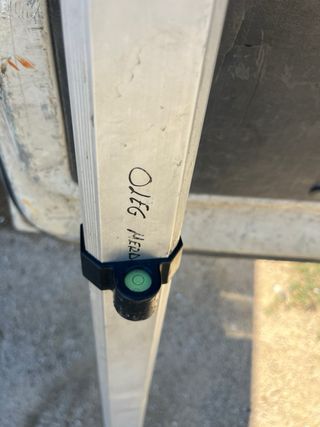 Mira topográfica para construcción