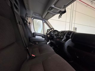 Peugeot Boxer L2 9 PLAZAS