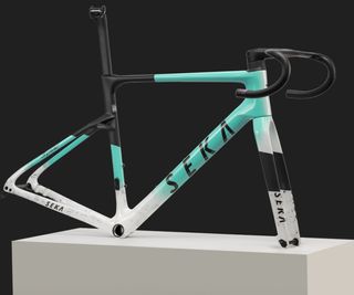 CUADRO CARRETERA SEKA SPEAR TALLA S. A ESTRENAR.