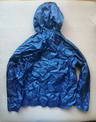 Chubasquero niño Quechua Talla 7-9 años.