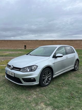 VOLKSWAGEN GOLF VII