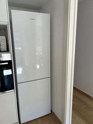 Nevera Combi Benavent Blanca
