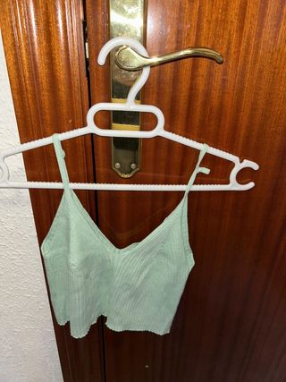 Top de tirantes verde