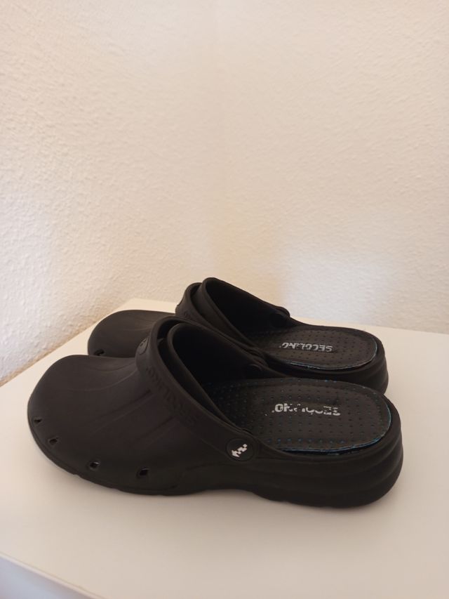 Zuecos de trabajo Secolino negros