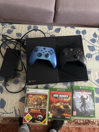 Xbox One 500GB con 3 juegos y 2 mandos