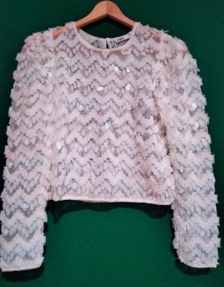 Camisa Zara blanca con apliques