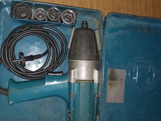 Avvitatore Makita 6905 BI con valigetta