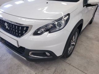 PEUGEOT 2008 Allure 1.2 PureTech 110CV SS
