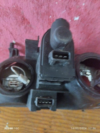 Faro derecho 37120748 Lancia Ypsilon (843) (2003-