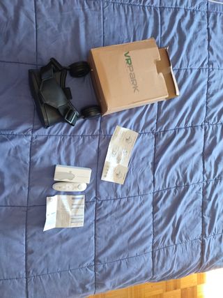 Occhiali per realtà virtuale con cuffie e controllo BT