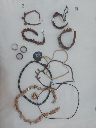 Lote Bisutería Collares y Pulseras