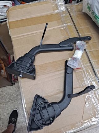 Soporte Baúl Givi BMW F650 2006