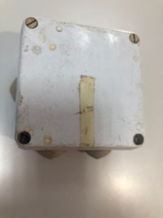 Lote Eléctrico: Interruptor, Temporizador y Cajas,