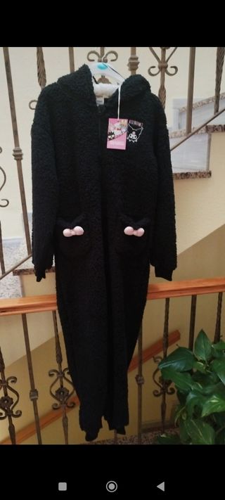 Mono pijama Kuromi negro