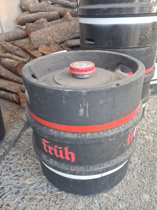 Barriles de cerveza Früh