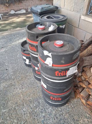 Barriles de cerveza Früh