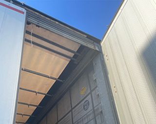 Semirremolque Tauliner Schmitz 2016