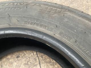 2 Neumáticos Bridgestone 215/65 R16