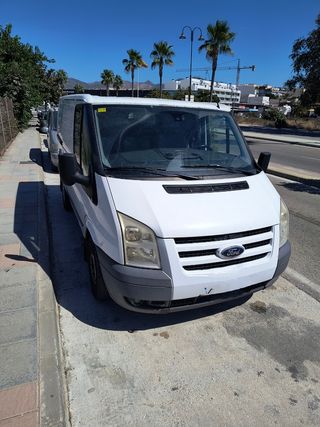 Ford Transit 2012
