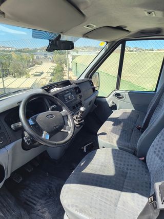 Ford Transit 2012
