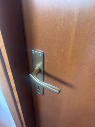 7 Porte in legno massello