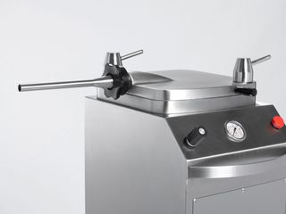 Embutidora Pegasus 25