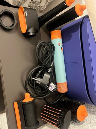 Dyson Airwrap Straight+Wavy!!! usato due volte 