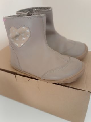 Botas Fluffy Shoes niña corazón