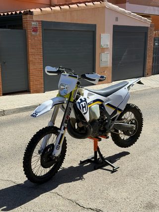Husqvarna TE 300i TPI 2023