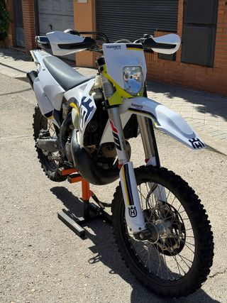 Husqvarna TE 300i TPI 2023