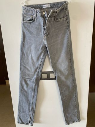Zara Vaqueros Grises Rectos