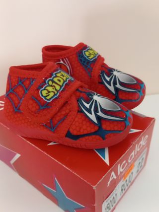 Zapatillas casa Spiderman talla 22