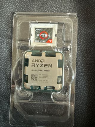AMD Ryzen 7 7700X