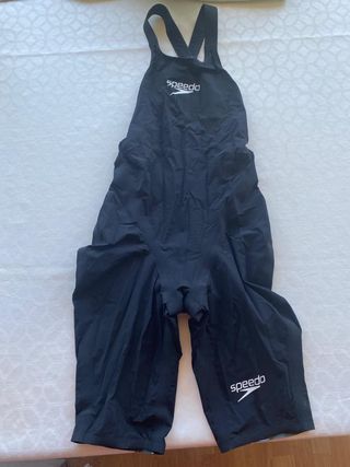 Fast mujer Speedo negro Talla 25