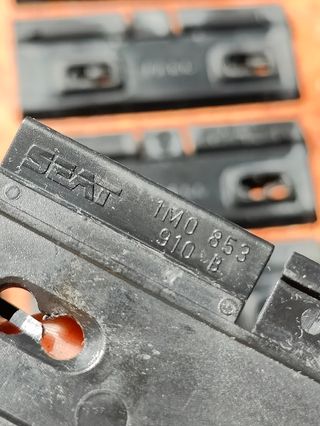 Grapas y guías Seat León MK1