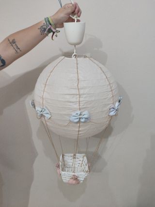 Lámpara infantil globo aerostático