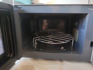 Microondas Sharp YC-MG101E-S
