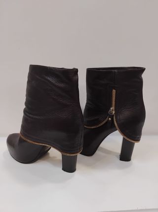 Botas de cuero marrón talla 36