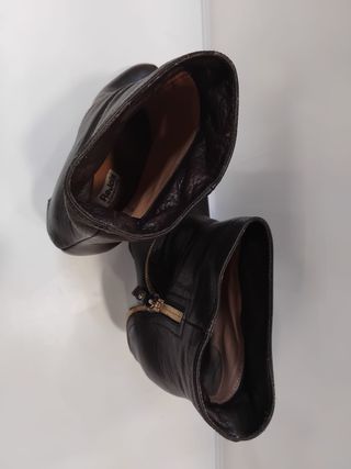 Botas de cuero marrón talla 36