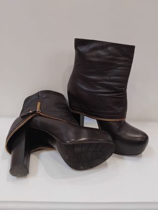 Botas de cuero marrón talla 36