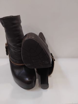 Botas de cuero marrón talla 36