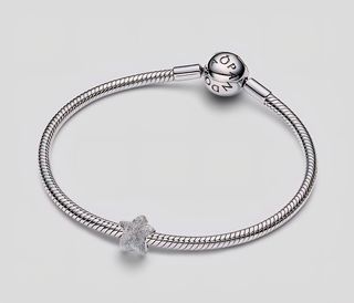 Charm mini plata de ley estrella textura pandora